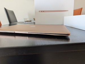 Apple MacBook Air M1 2020 (6 foto / 10)
