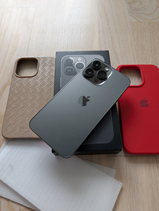 iPhone 13 Pro (128 Gb) (2 foto / 9)