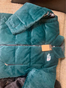 The North Face X Supreme (3 foto / 3)