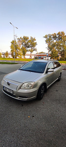 Продам Тойота авенсис! (10 фото из 15)