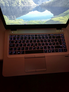 Hp elitebook 745 g4 8/256 ssd (1 foto / 7)