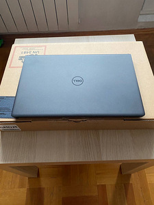 Dell 3515 ryzen 5 16 ddr 4 2666 512 ssd (8 foto / 8)
