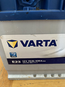 Аккумулятор Varta 70A (4 фото из 4)