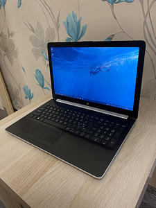 HP Laptop 15 AMD A9-9425/8/256ssd (1 foto / 7)