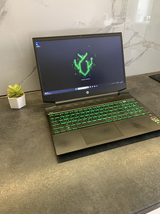 Ryzen/16gb ddr4 /GTX 1050/256ssd+1 TB SSD HP Pavilion 15 (1 foto / 10)