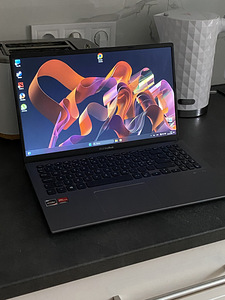Asus Ryzen 3 /12gb ozu DDR4/256 ssd/Radeon Vega 8/sülearvuti (1 foto / 10)