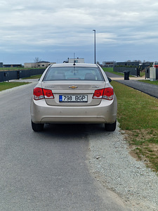 Chevrolet Cruze 88500km 2012 1.6 manual 91kw opel ecotec (2 foto / 14)