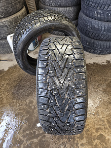 Pirelli R17 225/45 M+S 4 штуки (1 фото из 7)