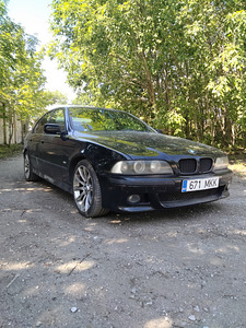 BMW E39 530 142kw (1 foto / 3)