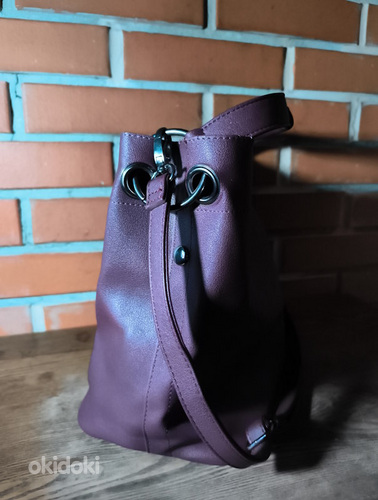 Elegantne veinikirsi värvi naiste kott
