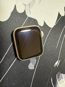 Apple Watch SE3 (2 foto / 6)