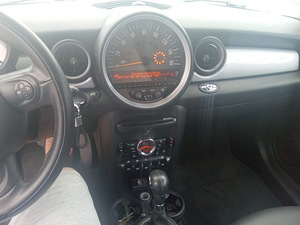 Mini Cooper (12 foto / 15)