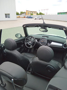 Mini Cooper (14 foto / 15)