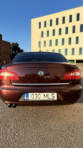 Skoda superb 1.8 118kw (7 foto / 15)