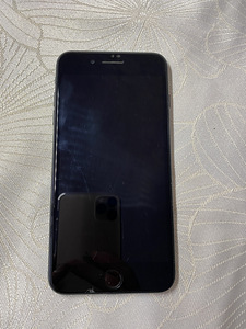 iPhone 7+ 256 гб (3 фото из 3)