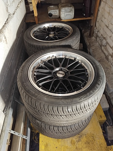 Диски Dotz 9.5j19 плюс летние шины 285/40R19 (2 фото из 8)