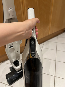 Пылесос безпроводной Samsung EZ Clean (4 фото из 5)