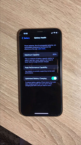 iPhone xs (2 foto / 3)