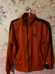Олимпийка красная Adidas (1 фото из 3)