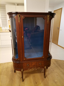Antiikne vitriinkapp (1 foto / 1)