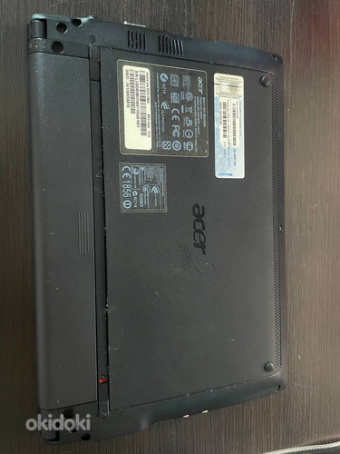 Acer Aspire One D255E 10,1-дюймовый мини-экран включается (фото #2)