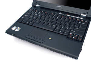 Lenovo 3000 v200 (3 foto / 7)