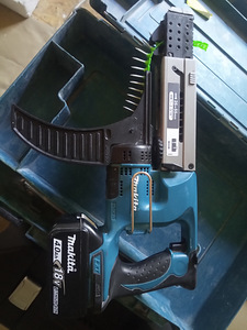 Akulindikruvikeeraja Makita DFR550ZX1, 18V Li-ion (2 foto / 2)