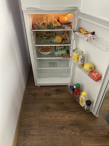 Külmkapp (2 foto / 2)