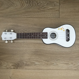 Укулеле Ukulele (1 фото из 1)