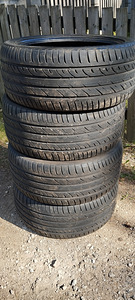 Шины 275/40ZR20 (1 фото из 5)