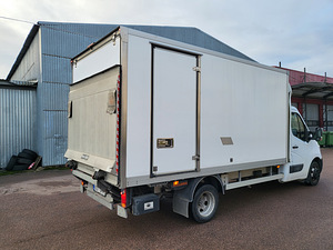 Renault Master 2,3 120kw 2018a. 223100km (4 foto / 10)