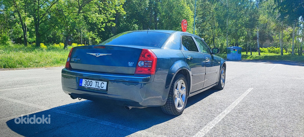 Chrysler 300C, 2010