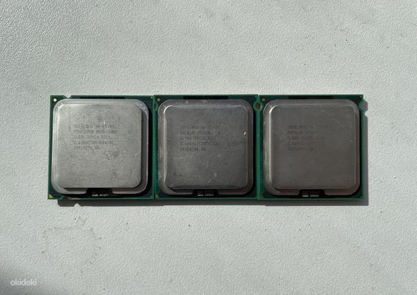 Xeon e5430 2шт, Pentium e5300 (фото #1)