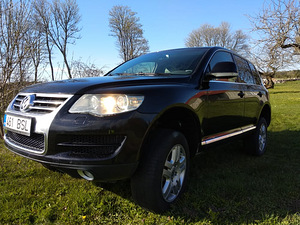 M: Volkswagen Touareg (1 foto / 7)
