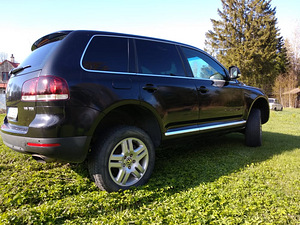 M: Volkswagen Touareg (6 foto / 7)