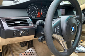 M: BMW 530XI 200kw (6 foto / 12)