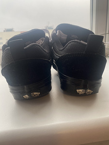 Кроссовки Vans (3 фото из 4)