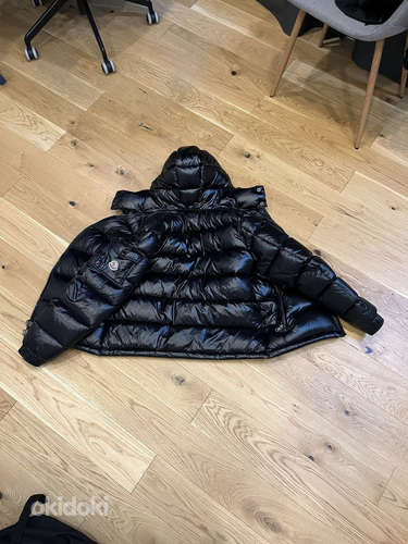 Продам куртку Moncler Размер: M Цена: 400€ Оригинал (фото #4)