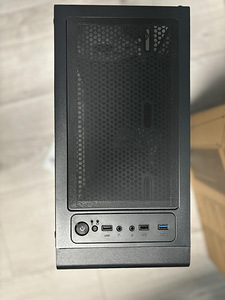 RGB MIDI tower gaming case kolink observatory lite (2 foto / 6)