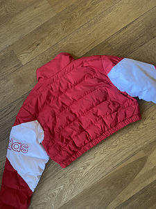 Adidas lühike jope (3 foto / 3)