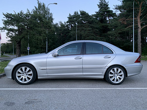 Müüa Mercedes C-klass W203 (3 foto / 5)
