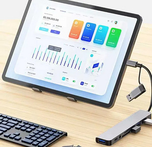 USB, USB-c HUB, док-станция. (6 фото из 6)