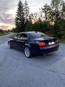 BMW 545 245kw (2 foto / 2)