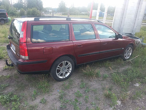 Volvo v70 (4 фото из 15)
