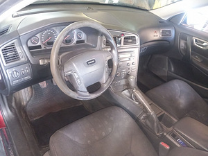 Volvo v70 (12 фото из 15)