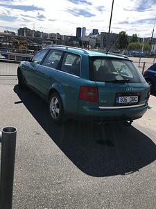 Audi A6 универсал (4 фото из 7)