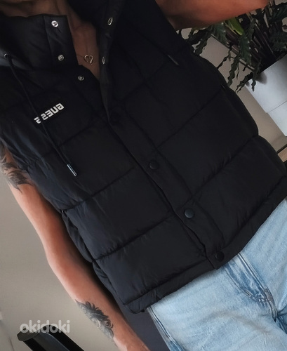 Жилет Guess