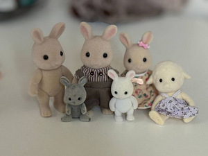 Фигурки Sylvanian Families (комплектом) (1 фото из 1)