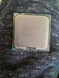 Процессор Core I2 Quad, Сокет 775 (2 фото из 2)