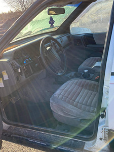 Jeep grand cherokee 5.2 (3 foto / 4)